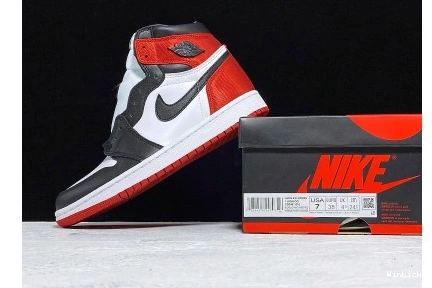 TOE CD0461-016 JORDAN HIGH 1 - RETRO BLACK SATIN 0810